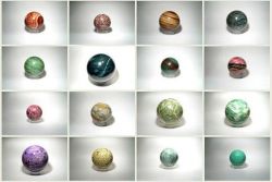 Коллекция из 16 шаров
